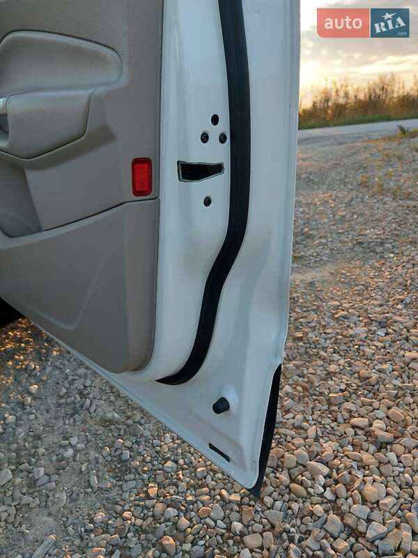 Внедорожник / Кроссовер Ford Escape 2013 в Обухове