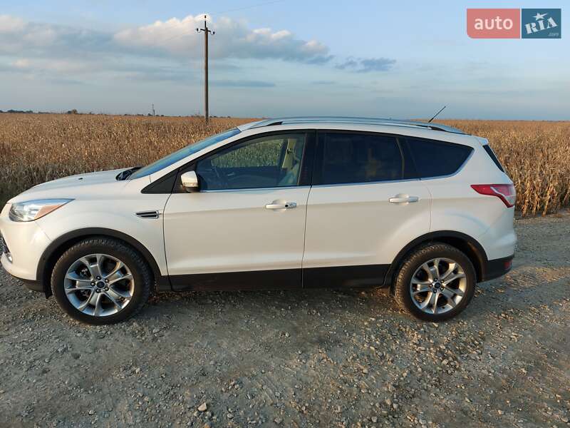 Внедорожник / Кроссовер Ford Escape 2013 в Обухове