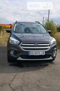 Внедорожник / Кроссовер Ford Escape 2018 в Шепетовке