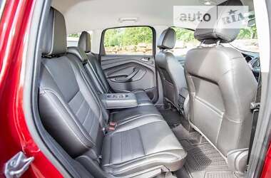 Внедорожник / Кроссовер Ford Escape 2014 в 