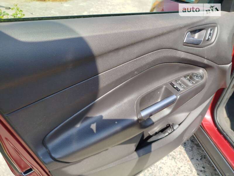 Внедорожник / Кроссовер Ford Escape 2013 в Полтаве фото 40 Внедорожник / Кроссовер Ford Escape 2013 в Полтаве