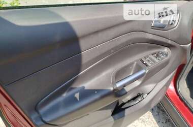 Внедорожник / Кроссовер Ford Escape 2013 в 