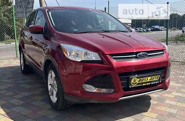 Внедорожник / Кроссовер Ford Escape 2016 в Стрые