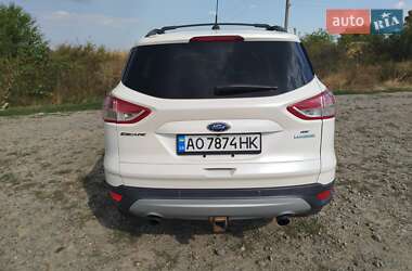 Внедорожник / Кроссовер Ford Escape 2014 в 