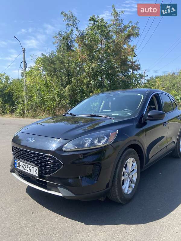 Позашляховик / Кросовер Ford Escape 2019 в Одесі