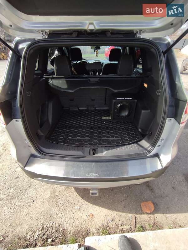 Внедорожник / Кроссовер Ford Escape 2015 в Полтаве фото 3 Внедорожник / Кроссовер Ford Escape 2015 в Полтаве