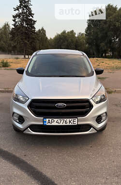 Позашляховик / Кросовер Ford Escape 2019 в Запоріжжі