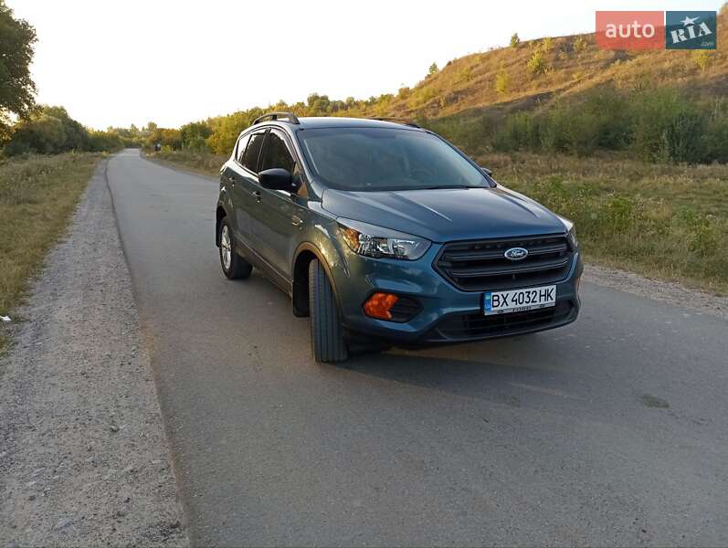Позашляховик / Кросовер Ford Escape 2018 в Шепетівці фото 9 Позашляховик / Кросовер Ford Escape 2018 в Шепетівці