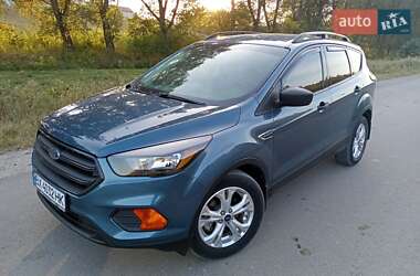 Внедорожник / Кроссовер Ford Escape 2018 в 