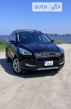 Позашляховик / Кросовер Ford Escape 2015 в Черкасах