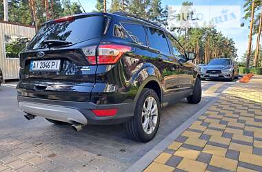 Внедорожник / Кроссовер Ford Escape 2016 в Гостомеле