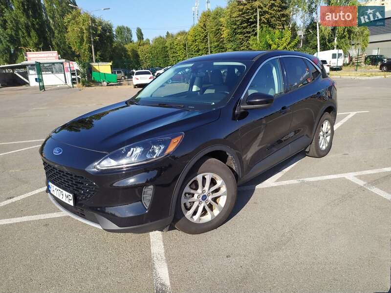 Внедорожник / Кроссовер Ford Escape 2021 в Киеве