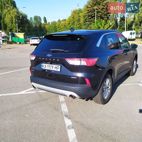 Внедорожник / Кроссовер Ford Escape 2021 в Киеве