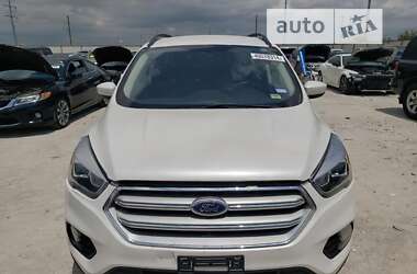 Позашляховик / Кросовер Ford Escape 2018 в Києві