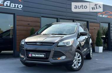 Позашляховик / Кросовер Ford Escape 2015 в Рівному