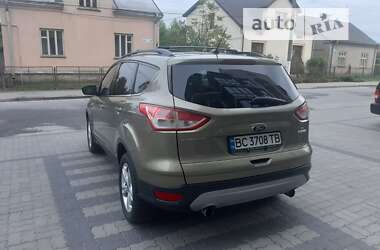 Позашляховик / Кросовер Ford Escape 2013 в Жовкві