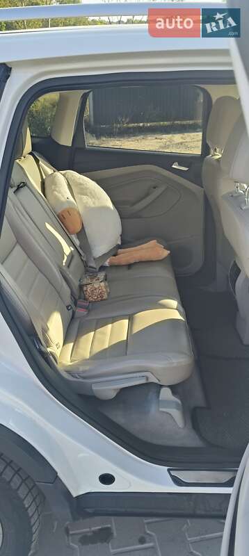 Внедорожник / Кроссовер Ford Escape 2015 в Львове