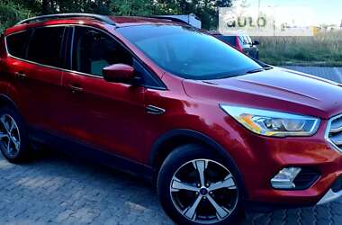 Внедорожник / Кроссовер Ford Escape 2018 в Львове