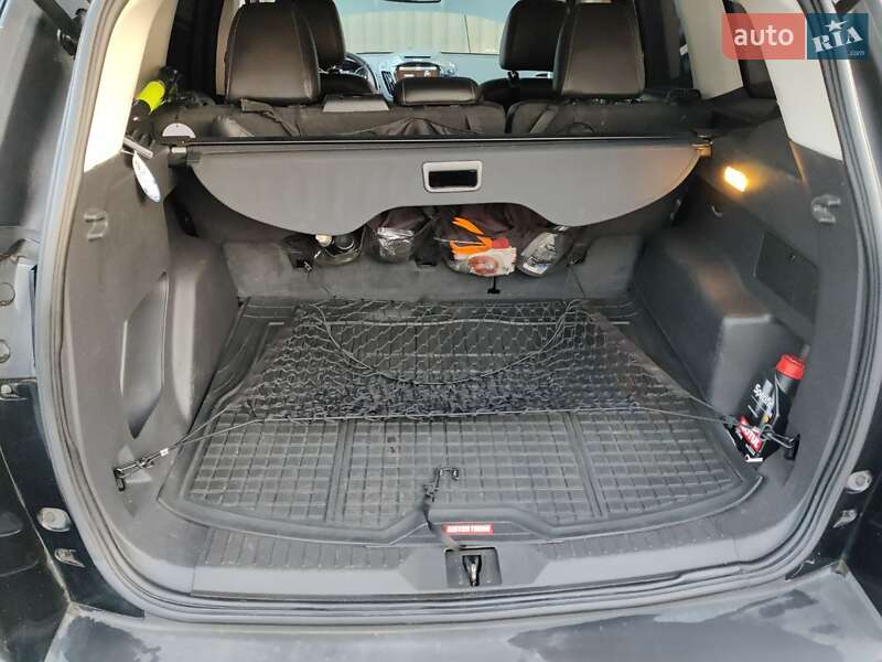 Внедорожник / Кроссовер Ford Escape 2013 в Ужгороде