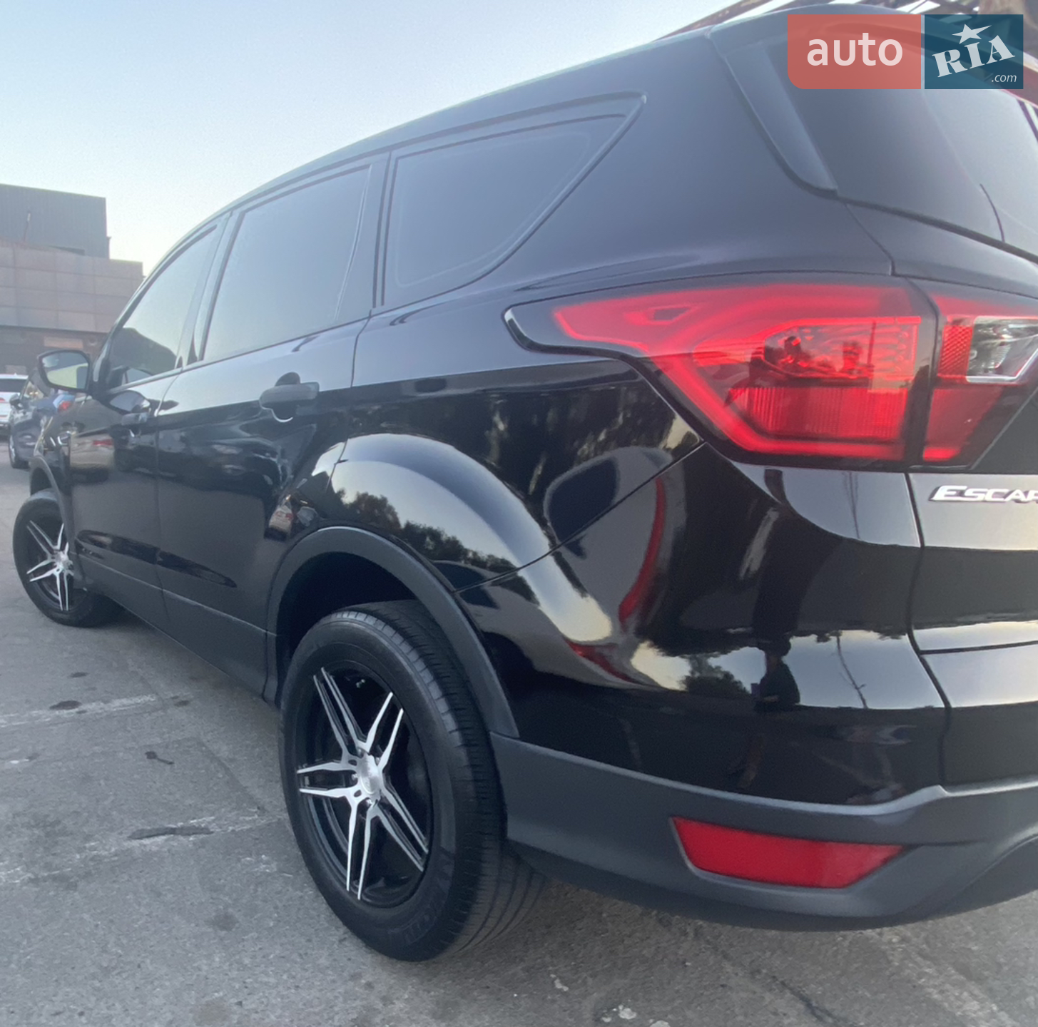 2019 Ford Escape - мініатюра 2