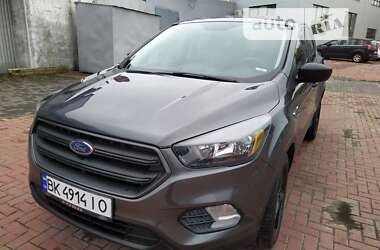 Позашляховик / Кросовер Ford Escape 2016 в Рівному