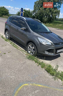 Внедорожник / Кроссовер Ford Escape 2014 в 