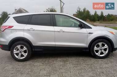Внедорожник / Кроссовер Ford Escape 2013 в 