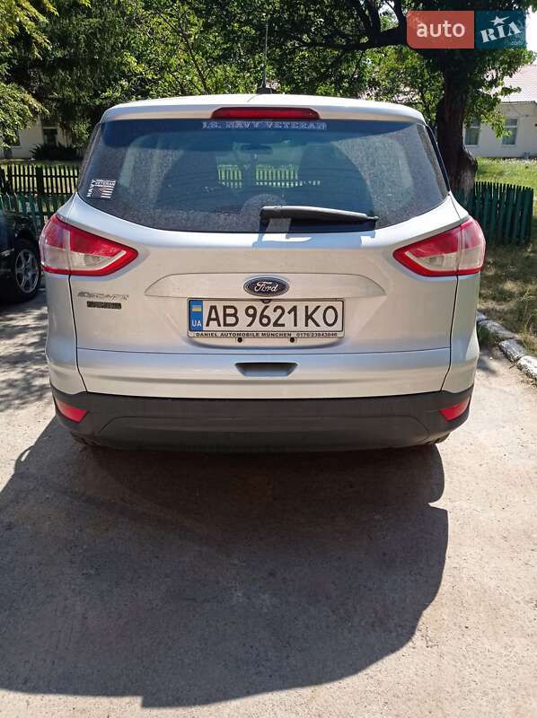 Внедорожник / Кроссовер Ford Escape 2014 в Бершади