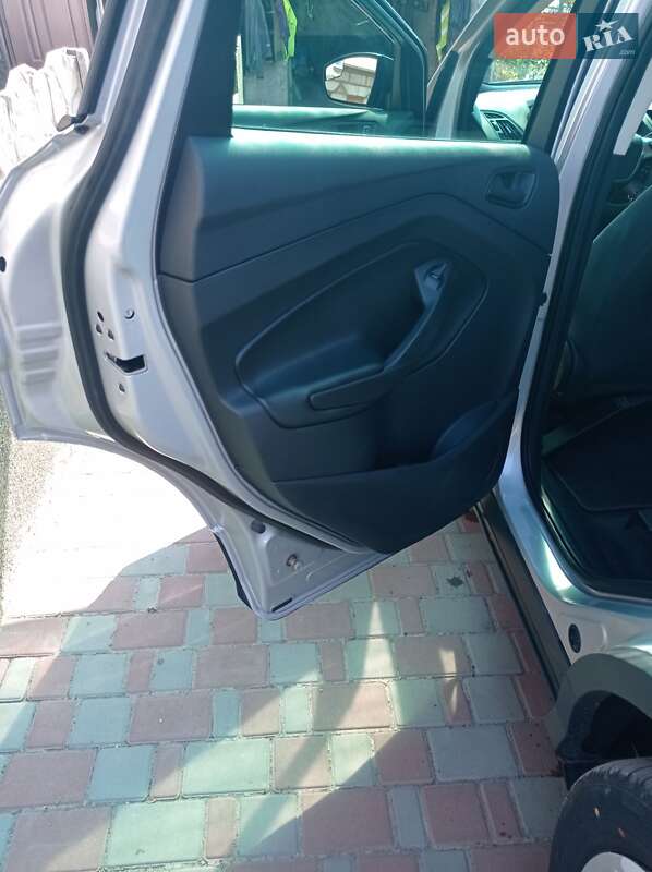 Внедорожник / Кроссовер Ford Escape 2014 в Бершади
