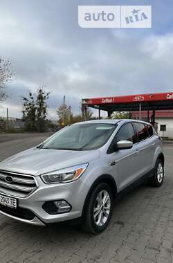 Позашляховик / Кросовер Ford Escape 2018 в Львові