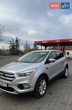Внедорожник / Кроссовер Ford Escape 2018 в 