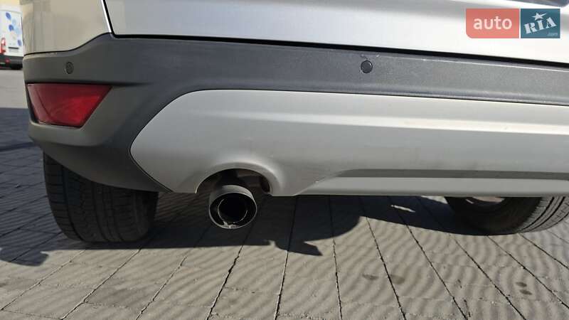 Внедорожник / Кроссовер Ford Escape 2015 в Львове