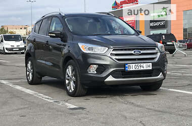 Внедорожник / Кроссовер Ford Escape 2018 в Полтаве