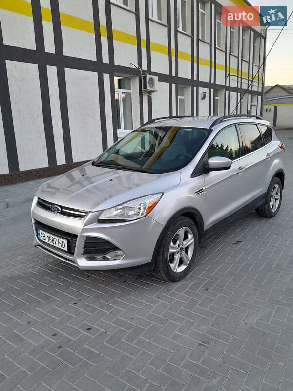 Внедорожник / Кроссовер Ford Escape 2015 в Жмеринке