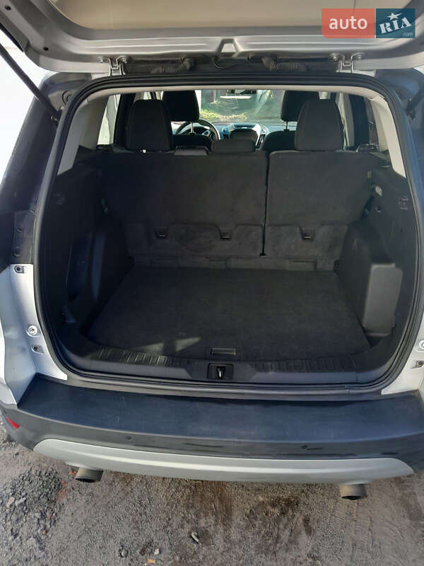 Внедорожник / Кроссовер Ford Escape 2015 в Жмеринке