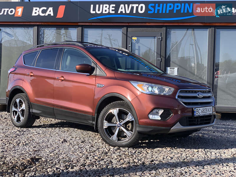 Внедорожник / Кроссовер Ford Escape 2017 в Львове