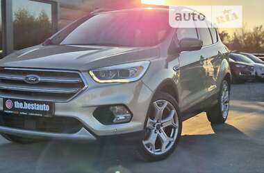 Внедорожник / Кроссовер Ford Escape 2016 в Ровно