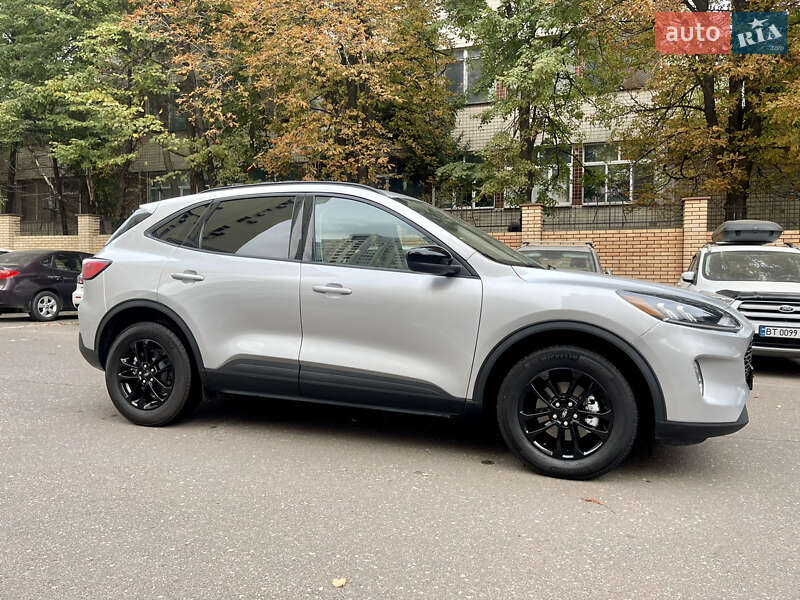 Внедорожник / Кроссовер Ford Escape 2020 в Одессе