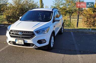 Позашляховик / Кросовер Ford Escape 2016 в Кривому Розі