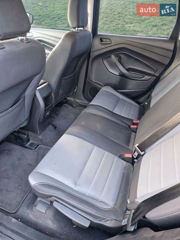 Внедорожник / Кроссовер Ford Escape 2018 в Днепре
