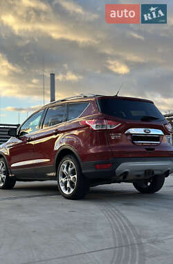 Внедорожник / Кроссовер Ford Escape 2015 в Киеве