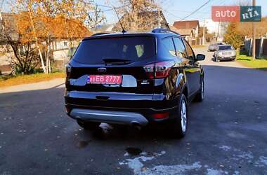 Позашляховик / Кросовер Ford Escape 2017 в Дубні