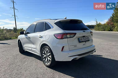 Внедорожник / Кроссовер Ford Escape 2020 в 