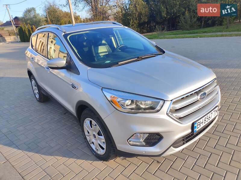 Позашляховик / Кросовер Ford Escape 2017 в Жмеринці