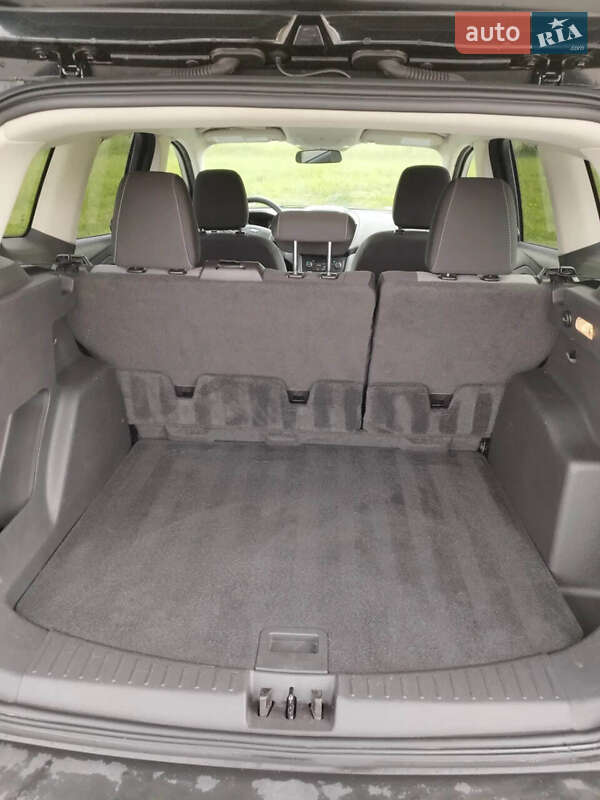 Внедорожник / Кроссовер Ford Escape 2018 в Львове