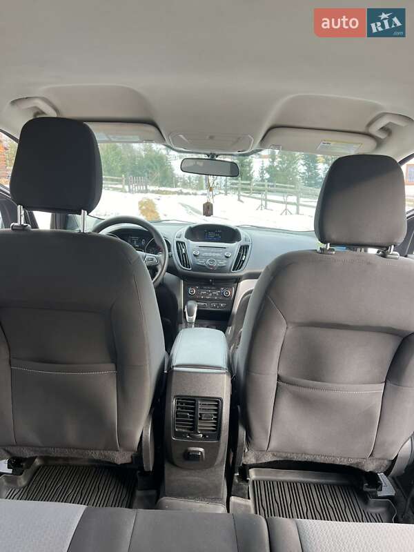 Внедорожник / Кроссовер Ford Escape 2018 в Буковеле