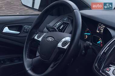 Внедорожник / Кроссовер Ford Escape 2014 в Черновцах