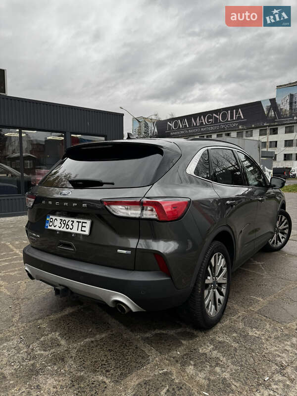 Позашляховик / Кросовер Ford Escape 2020 в Львові