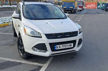 Позашляховик / Кросовер Ford Escape 2015 в Києві
