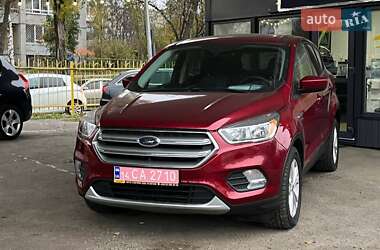 Позашляховик / Кросовер Ford Escape 2017 в Львові